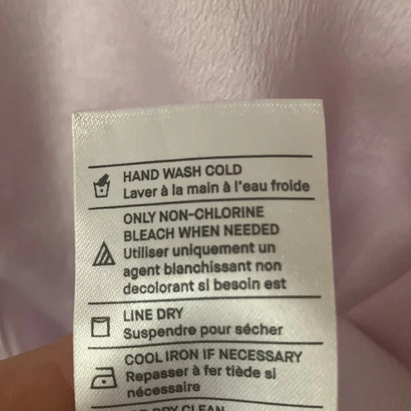 NEW Vince Satin 100% Silk Pajama Shirt Blouse, Pale Iris (Purple) Size S $295 - Picture 10 of 10